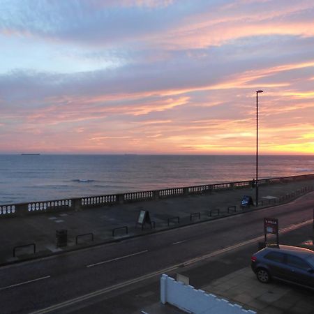 Marlborough Guest Accommodation Whitley Bay Extérieur photo