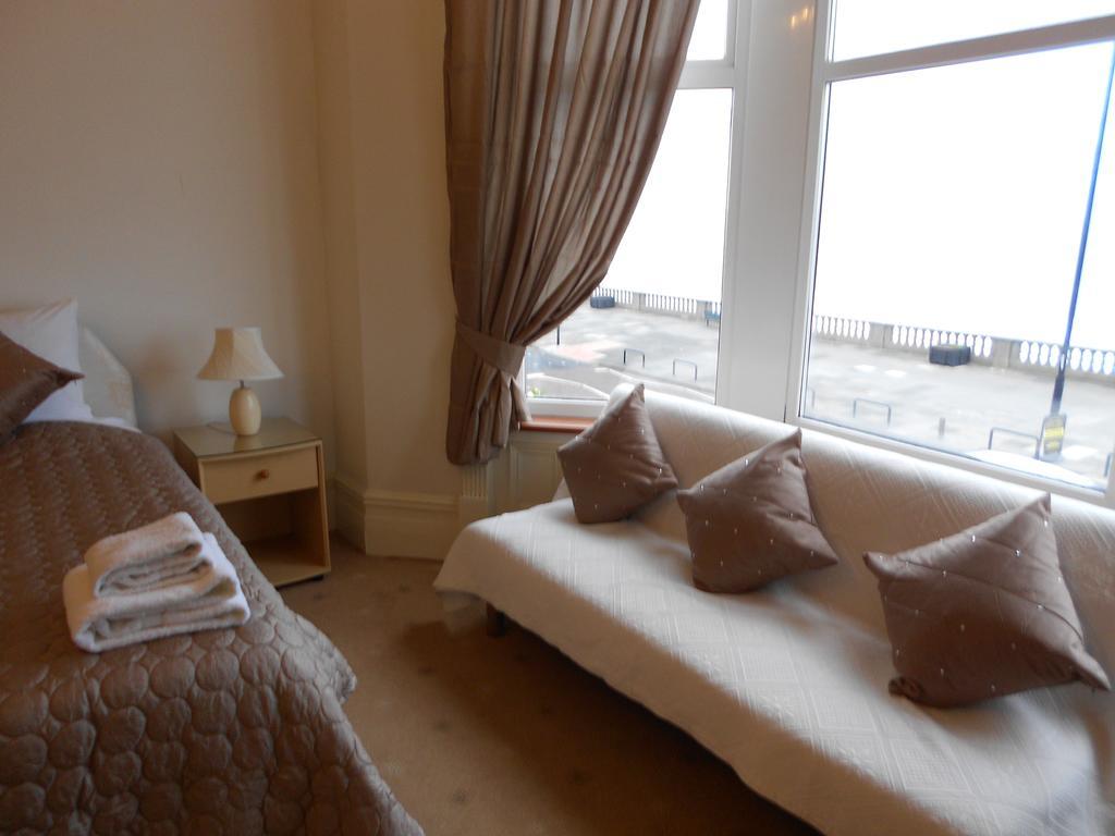 Marlborough Guest Accommodation Whitley Bay Extérieur photo